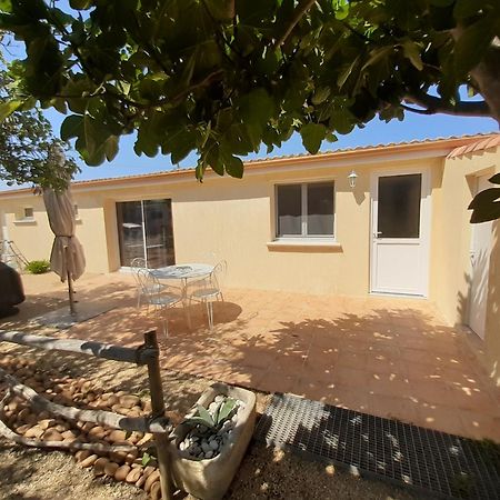 Petite Maison De Campagne Gardoise Théziers Extérieur photo