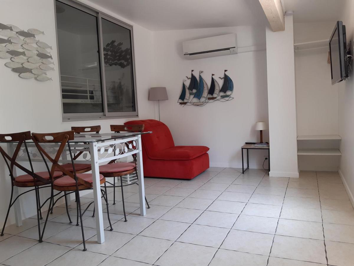 Petite Maison De Campagne Gardoise Théziers Extérieur photo